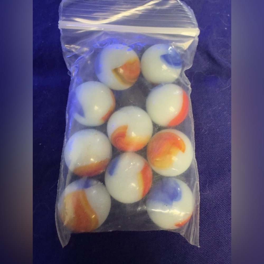 Ten Patriotic Marbles (Red White And Blue) UV Sensitive - Picture 1 of 3